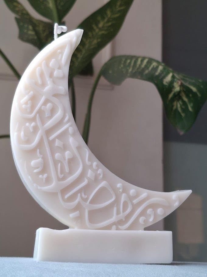 Khalid's Khalids Ramadan Special Crescent Moon Soy Candle Naturally Scented Candles Eco Friendly Pure Natural Candle  - Image 4