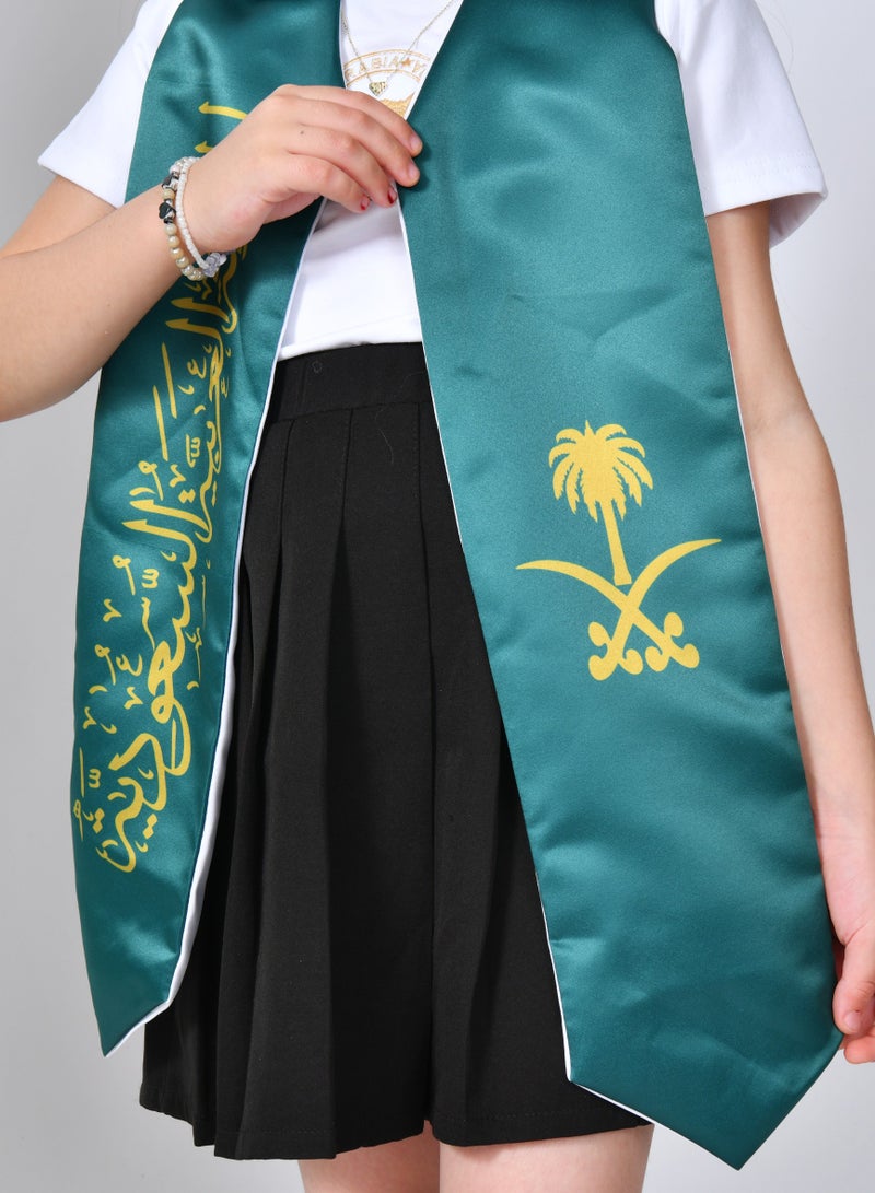 عبايات حوراء وشاح اليوم الوطني بشعار المملكه ذهبي (للأولاد والبنات) - Image 2