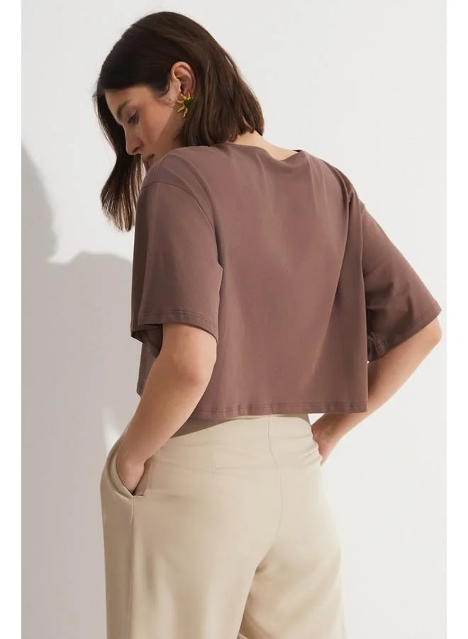 جون June 100% Cotton Loose Crop T-Shirt