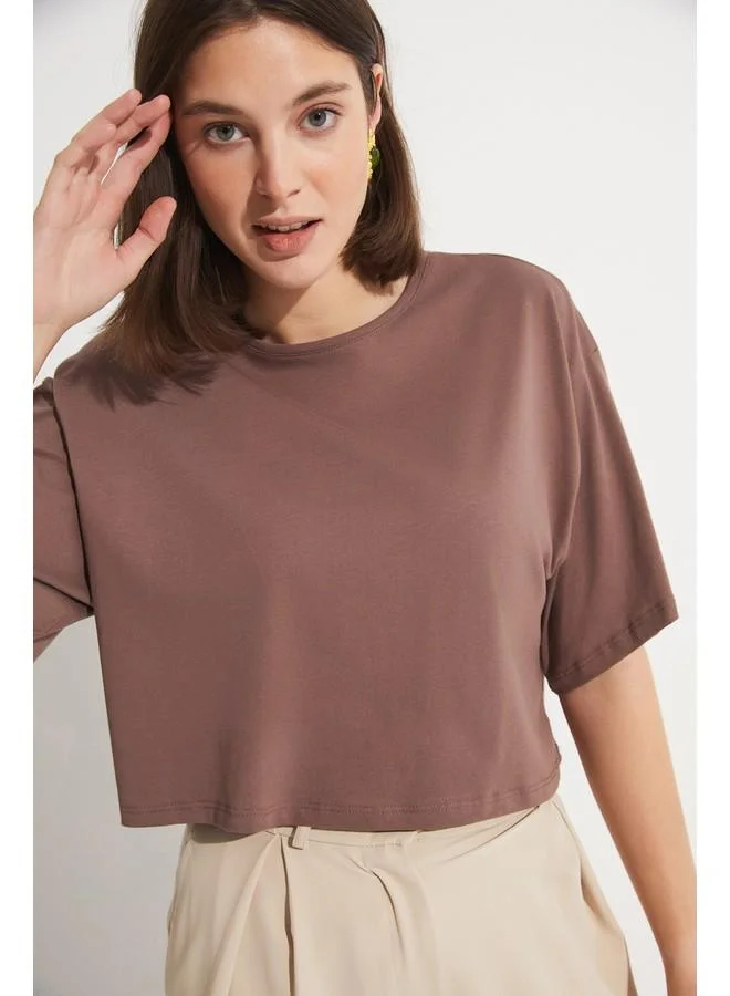جون June 100% Cotton Loose Crop T-Shirt