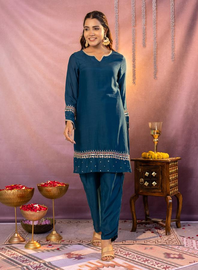 KASYA Teal Embroidered Tunic and Trousers Co-ords - Image 4