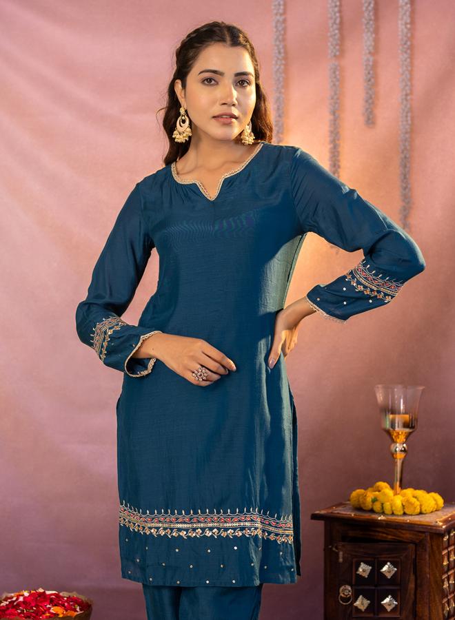 KASYA Teal Embroidered Tunic and Trousers Co-ords - Image 5