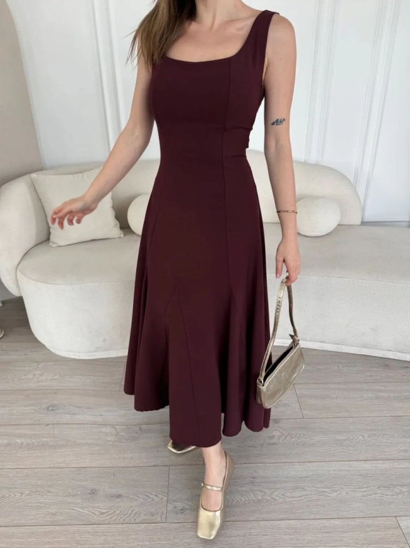Jane's JANES Cut-Out U Collar Fitted Midi Dress - Image 2