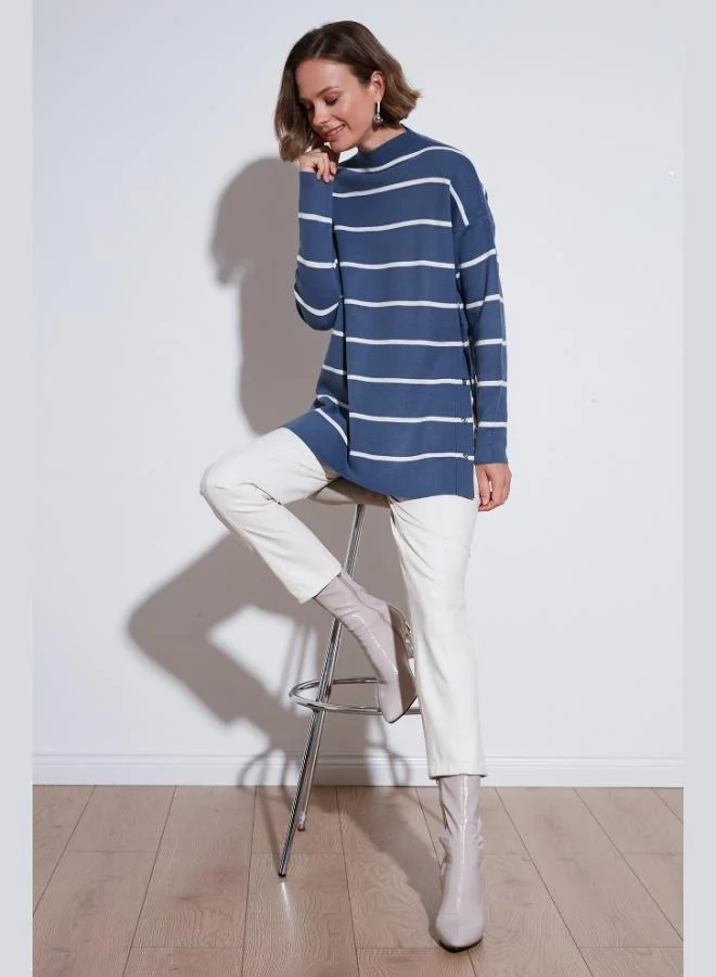 ليلا ليلى سويتر نسائي محبوك مقاس واحد مخطط بياقة عالية