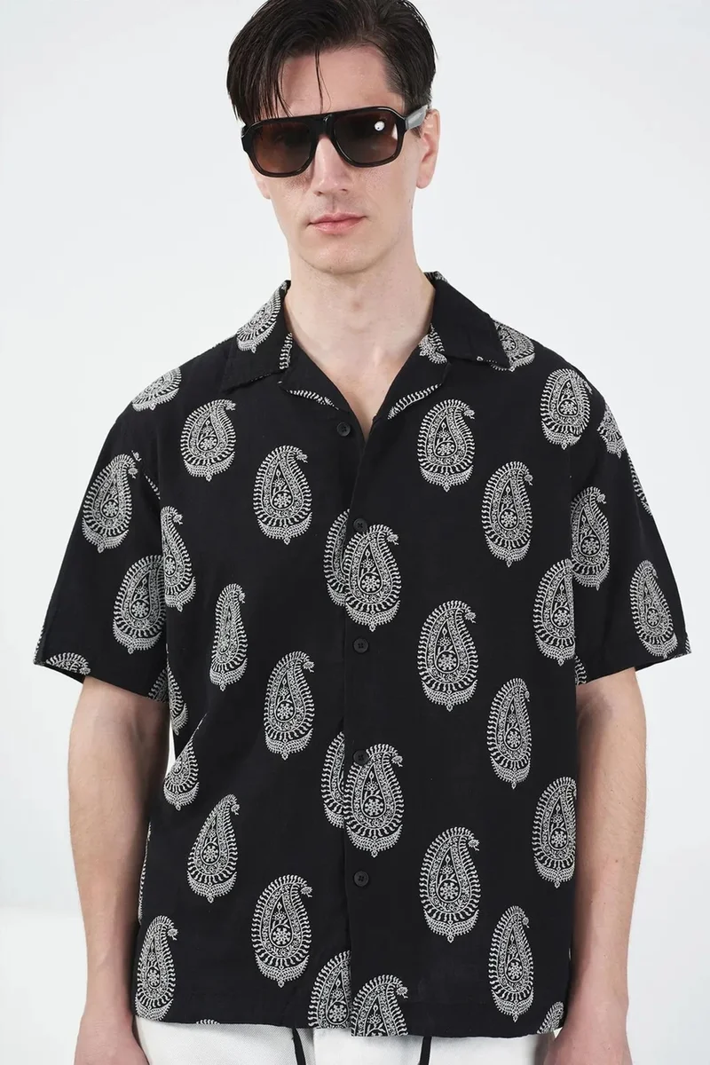 GIESTO Regular Fit Paisley Print Shirt with Button Closure