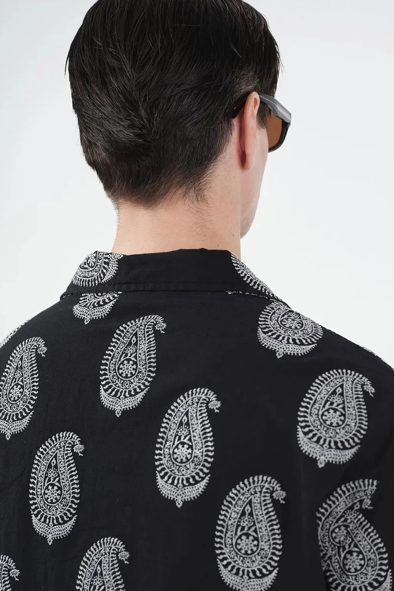 Giesto Black GIESTO Regular Fit Paisley Print Shirt with Button Closure for Men | Best Price UAE