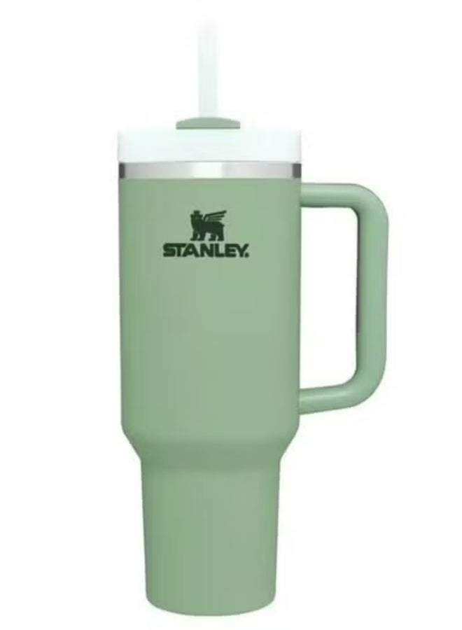 ستانلي 40 أوقية من Stanley Quencher H20 Flowstate الفولاذ المقاوم للصدأ معزول بفراغ مع غطاء وقش لتحميل الماء أو الشاي المثلج أو القهوة أو العصائر وغيرها (الأخضر) - Image 1