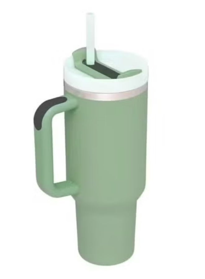 ستانلي 40 أوقية من Stanley Quencher H20 Flowstate الفولاذ المقاوم للصدأ معزول بفراغ مع غطاء وقش لتحميل الماء أو الشاي المثلج أو القهوة أو العصائر وغيرها (الأخضر) - Image 5