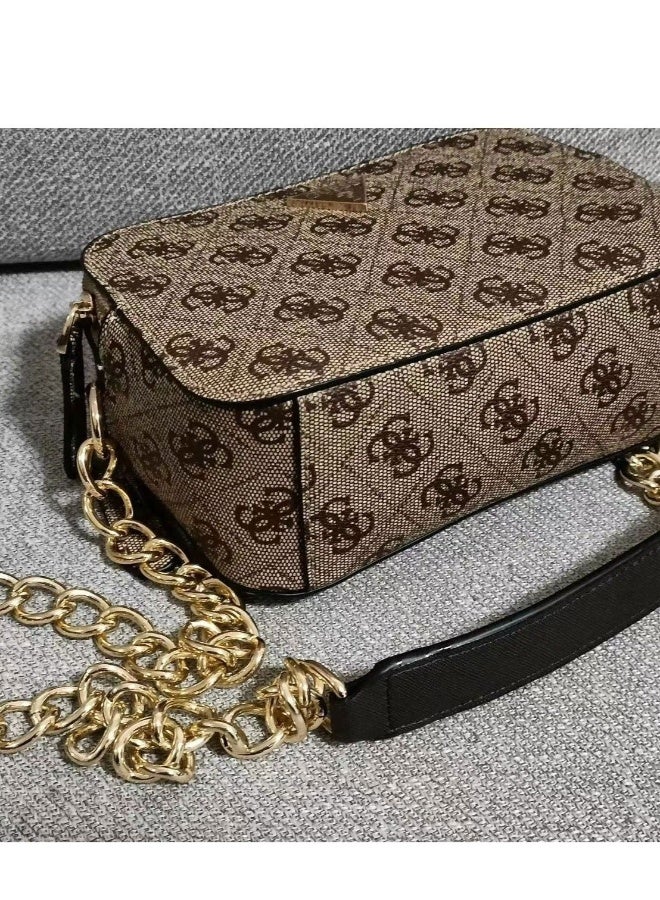GUESS Noelle Crossbody Camera bag - Image 2