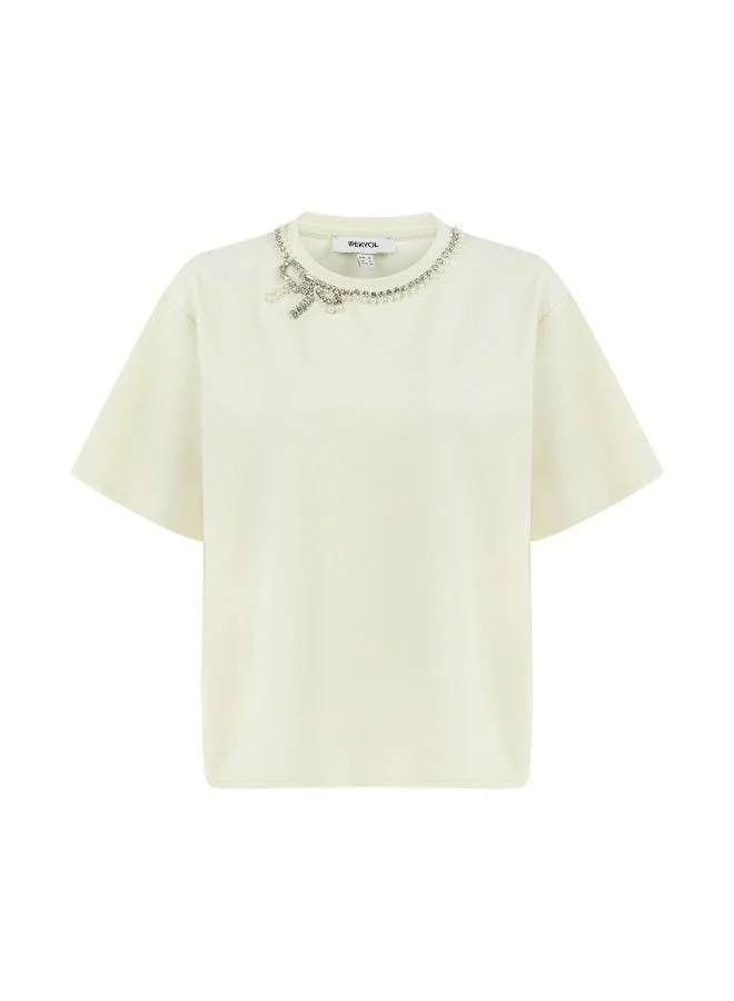 ابيكول تيشيرت مزين بالكريستال
