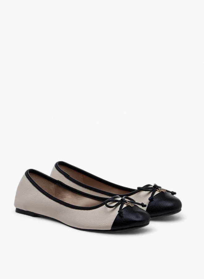 فلورا بيلا من شو إكسبرس Bow Accent Slip-On Ballerina Shoes