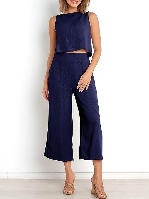 Barbora Linen Summer High Waist Capri Pants Back Detail Sleeveless Two Piece Set LN26LACI5  - Image 5