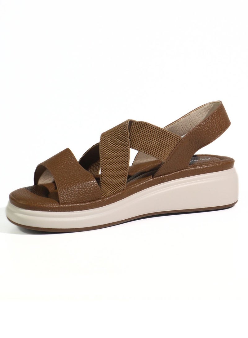 مون أمي صنادل مسطحة نسائية من Monami – صنادل صيفية مفتوحة الأصابع بجودة عالية، خفيفة الوزن ومريحة للمشي، مناسبة للفتيات والسيدات، مع وسادة قدم ناعمة مبطنة للاستخدام اليومي. - Image 4