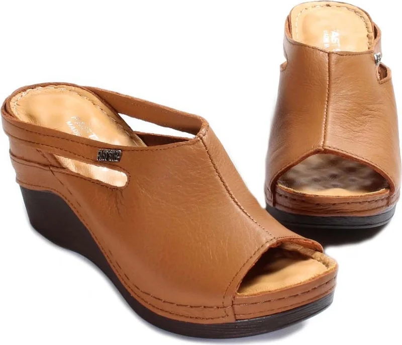 فاست ستيب Women's Leather Comfortable Summer Wedge Heel Casual Slippers Brown 972za1001