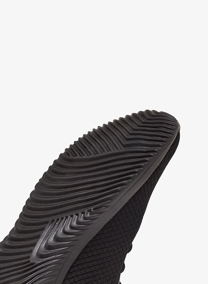 CAMPUS Blk/Rani Women's Black Low-Top Sneakers - Lightweight Shoes with White Sole, Comfortable Casual Shoes for Women | Best Price UAE