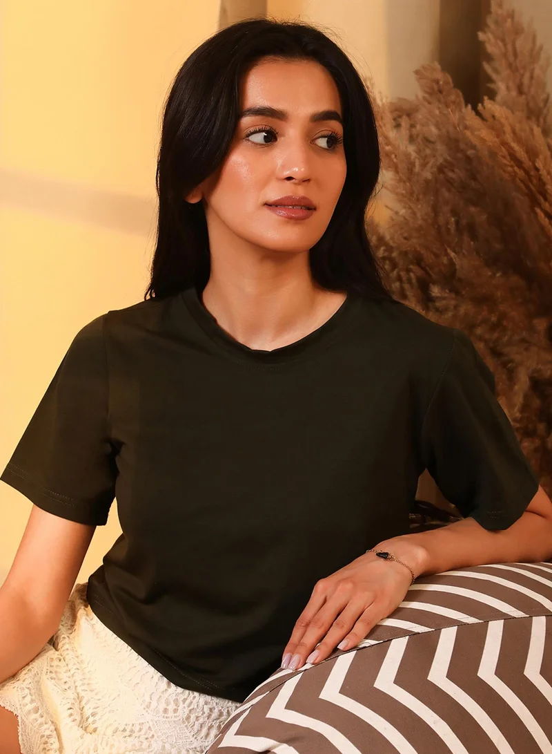 Women's Army Green Solid Regular Fit Top