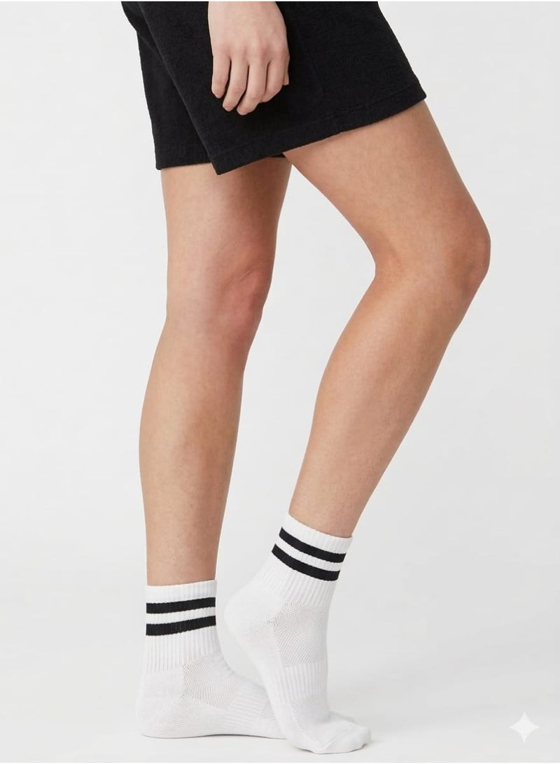 جوارب كاحل بطانة جافة، تمتص الرطوبة، قابلة للتنفس، ودائمة من أجل الراحة والأداء بيج