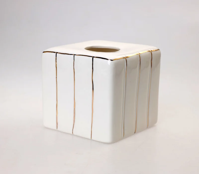 يسكن Gold Line Tissue Box