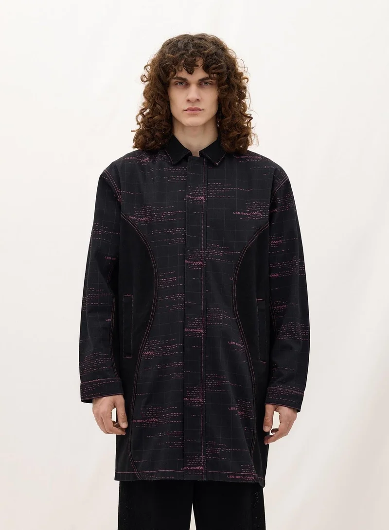 ليس بنجامنز معطف 001