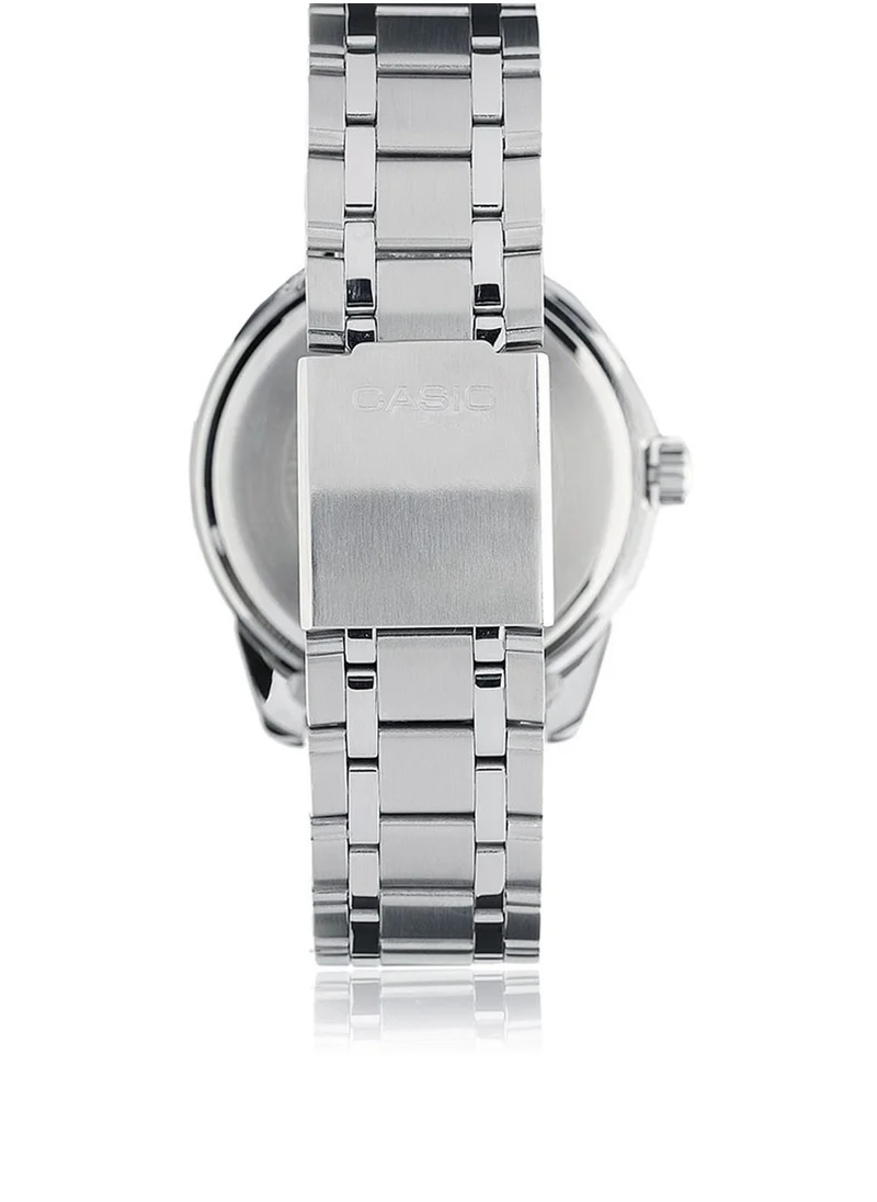 CASIO Analogue watch