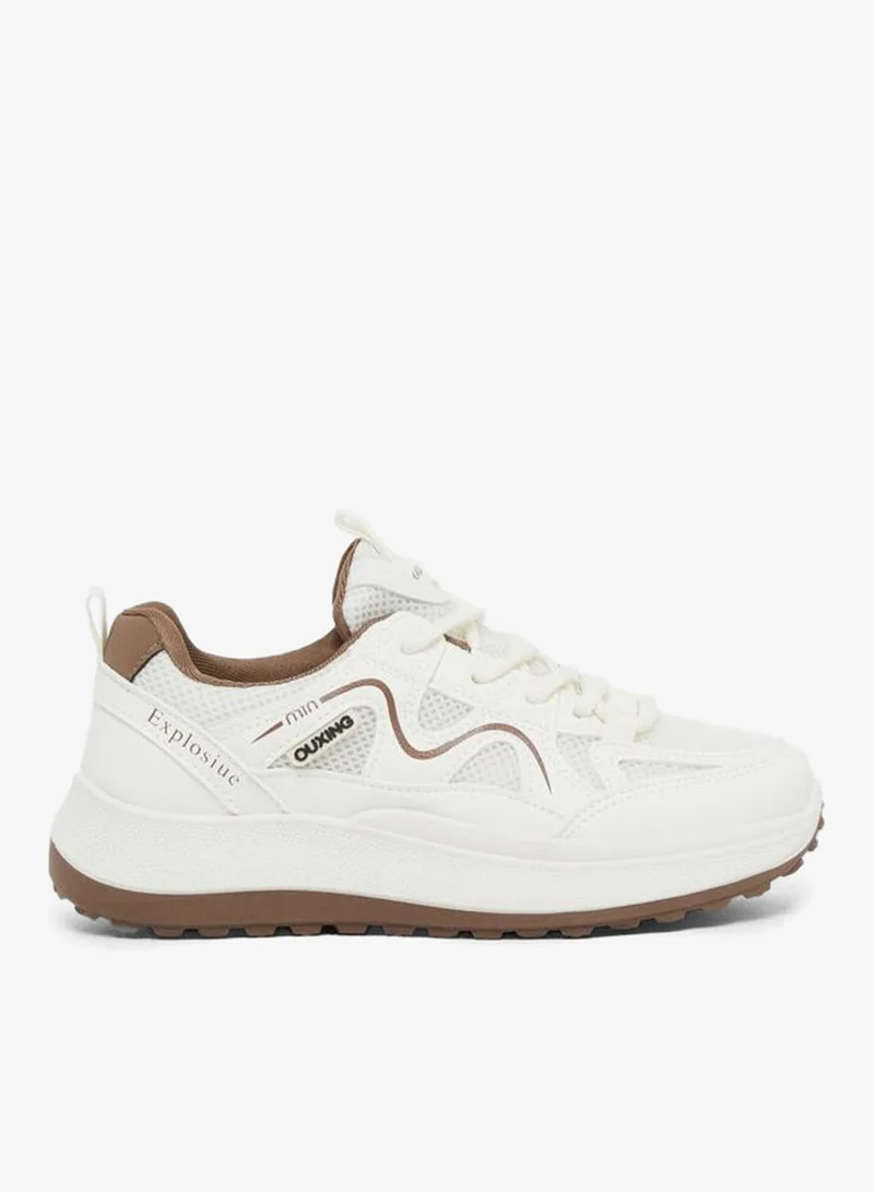 ستايلي اكتيف سنيكرز سميك برباط وطبعة دانتيل متباينة مع شريط خلفي