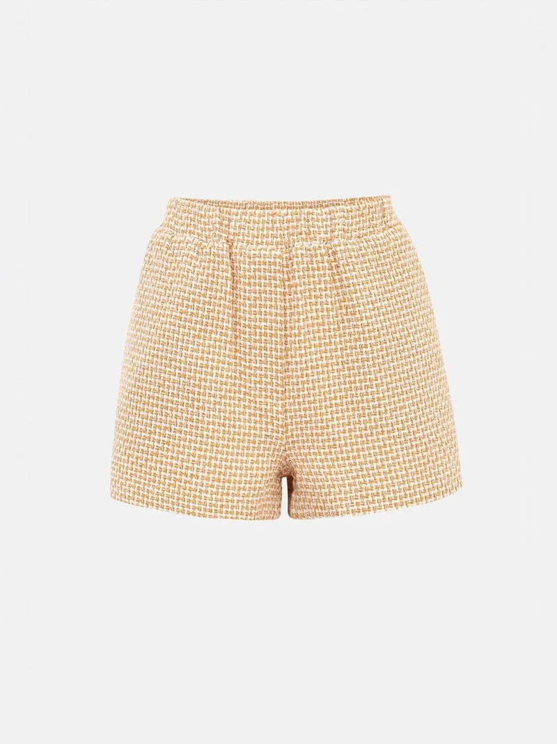 زوبعة شورت تويد