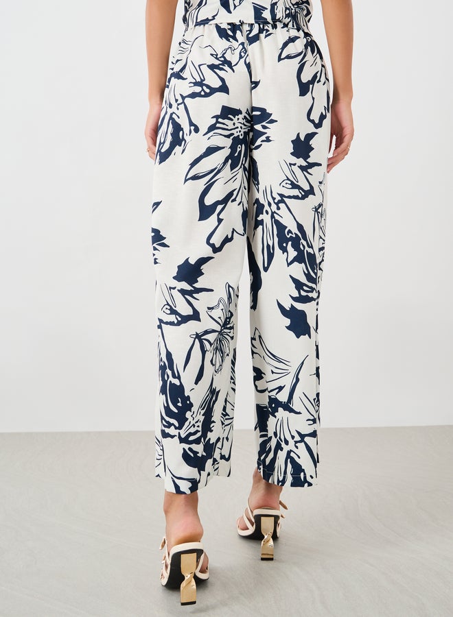 Styli Styli All-Over Floral Print Wide Leg Pants with Elasticated Waistband  - Image 4