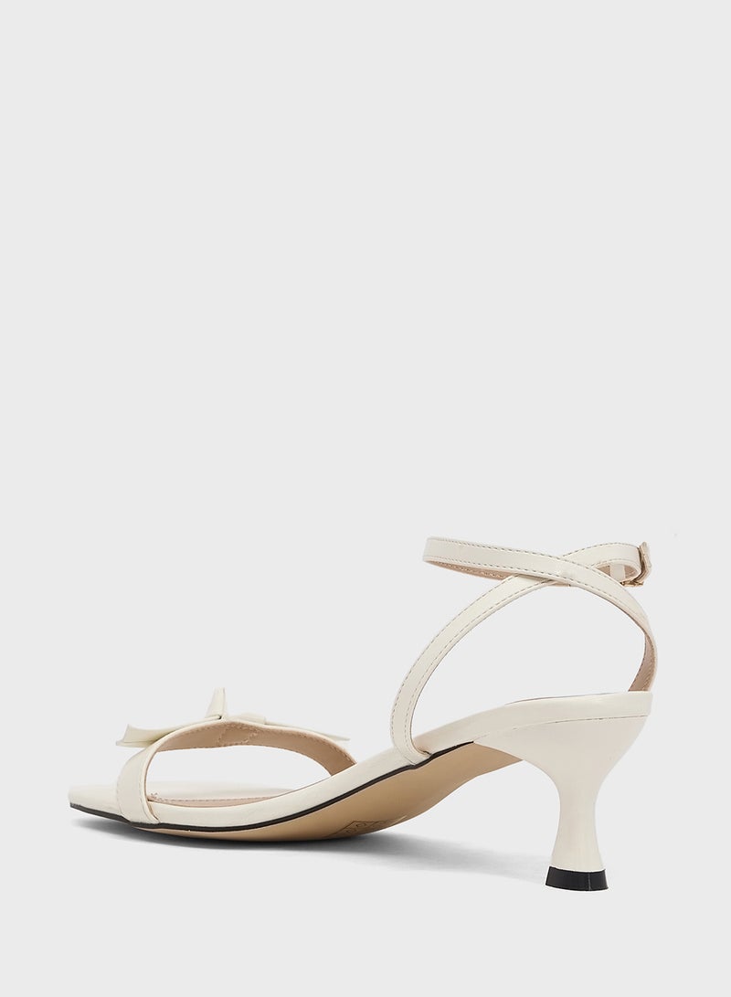 Ginger Mid Heel Sandle With Bow - Image 3