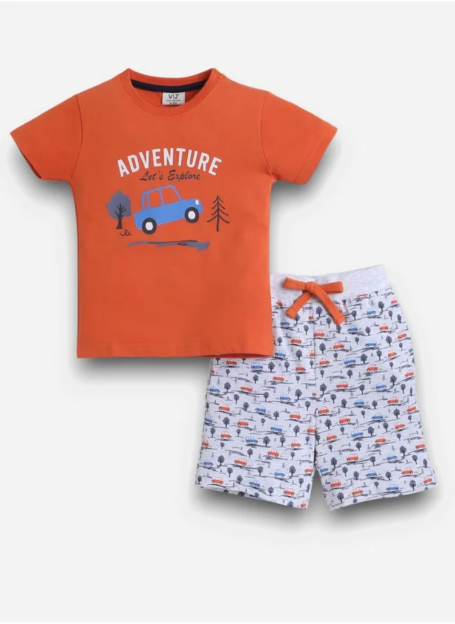 فكتور اند جين Graphic Print T-Shirt and All-Over Printed Shorts Set