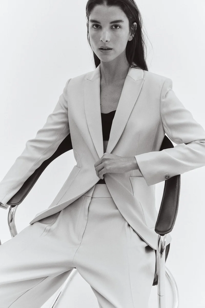 اتش اند ام بليزر ضيق