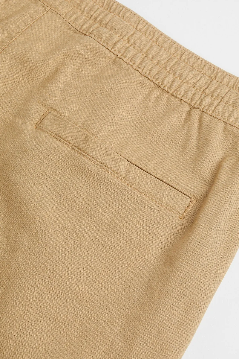 اتش اند ام شورتات كتان مريحة