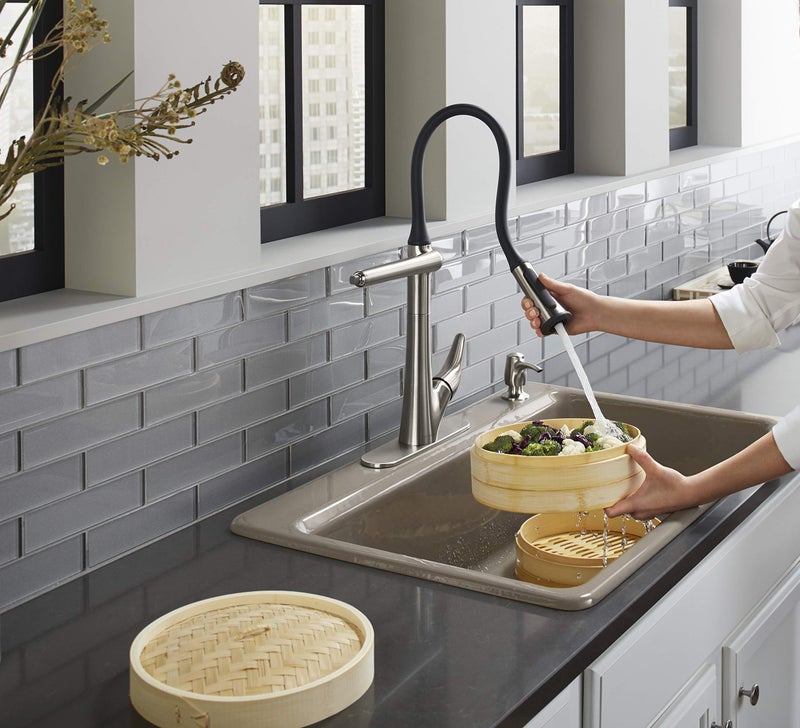 Kohler Arise Articulating Flexible Pull Down Vibrant Stainless Kitchen Faucet with Dock Netik Technology and Sweep Spray (Silver) - Image 4