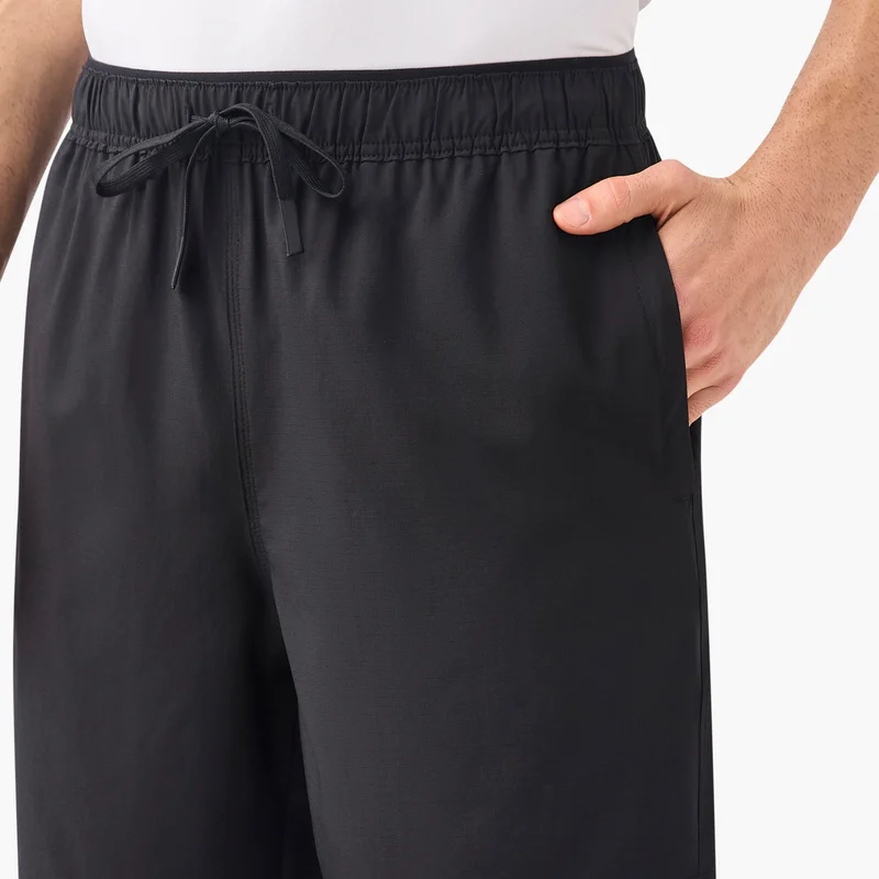 ادوت من سبلاش شورت سادة برباط وجيوب