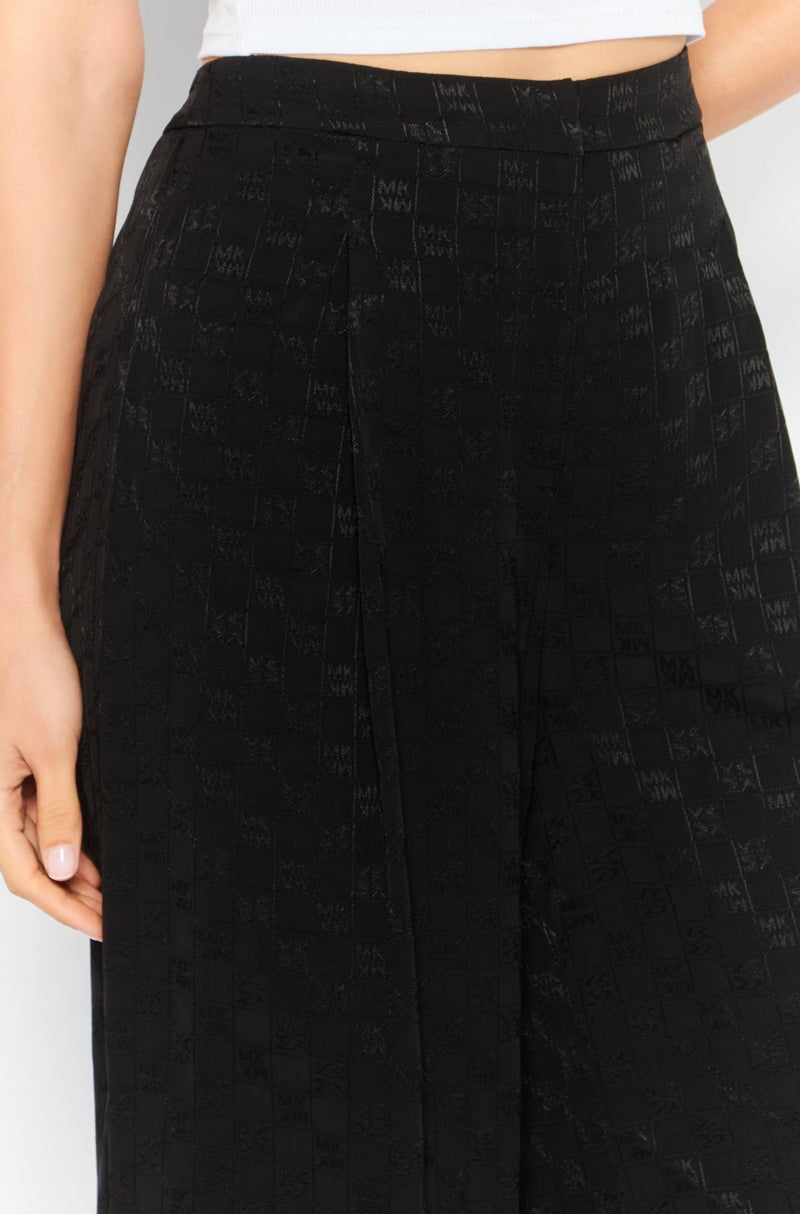 Michael Kors سروال نسائي عريض الساق بتصميم مخطط، أسود - Image 3