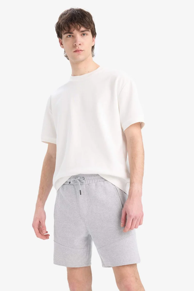 DeFacto Slim Fit Super Skinny Hem Shorts