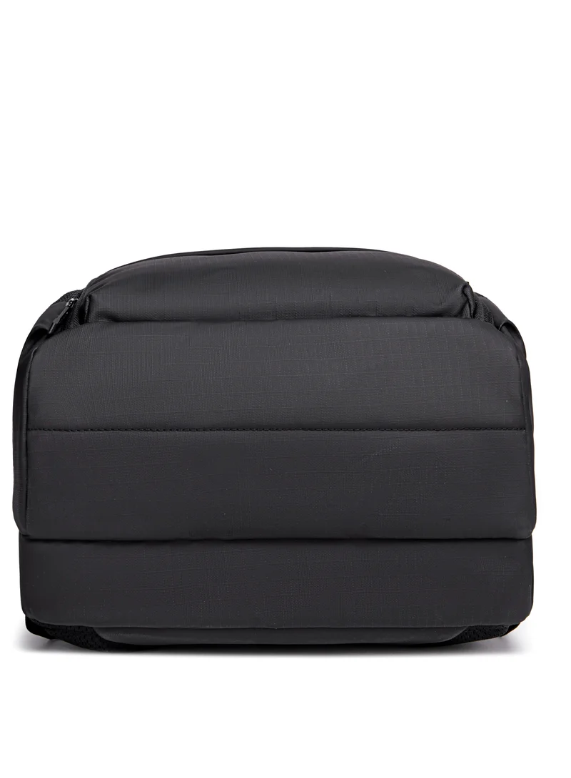 أركتيك هانتر Premium Backpack Water Resistant Built-in USB Headphone Jack Laptop Daypack for Men and Women B00532 Black
