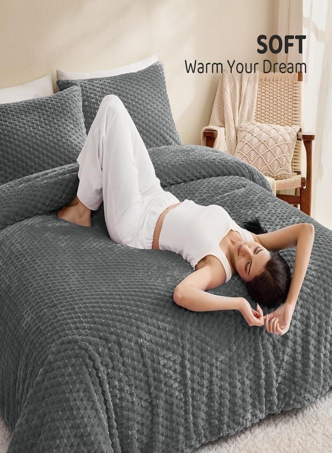 Petrichor Fluffy King Comforter Set - Ultra-Soft Gray Flannel Thick Comforter for King Bed, Luxury Warm Bedding Set for Winter & Fall, Cozy Fuzzy Bed Set 3 Pieces (1 Comforter & 2 Pillowcases) - Image 2