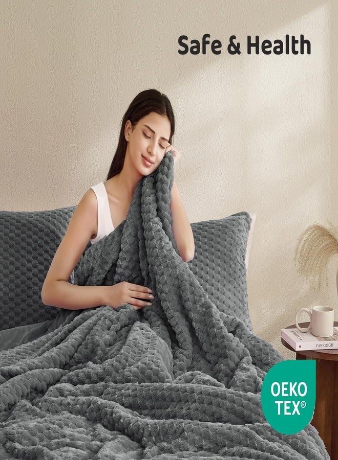 Petrichor Fluffy King Comforter Set - Ultra-Soft Gray Flannel Thick Comforter for King Bed, Luxury Warm Bedding Set for Winter & Fall, Cozy Fuzzy Bed Set 3 Pieces (1 Comforter & 2 Pillowcases) - Image 3