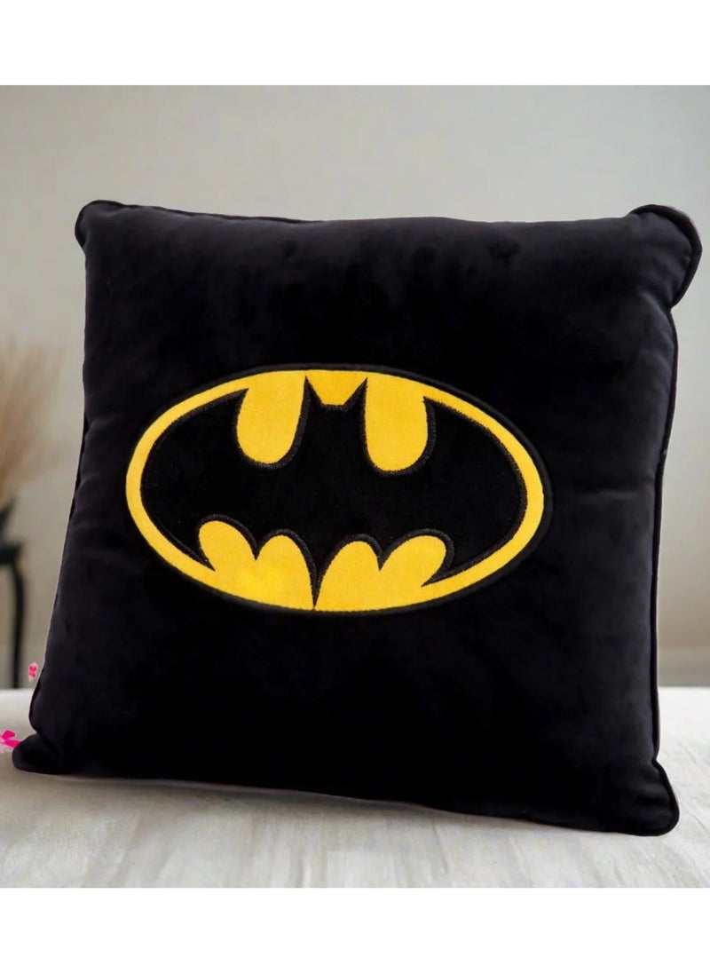 Cushion - Batman - pzsku/Z120F534571FE03BA7C2AZ/45/_/1727011862/f7134c88-5a0e-4331-8ff2-1a9d40a091fe