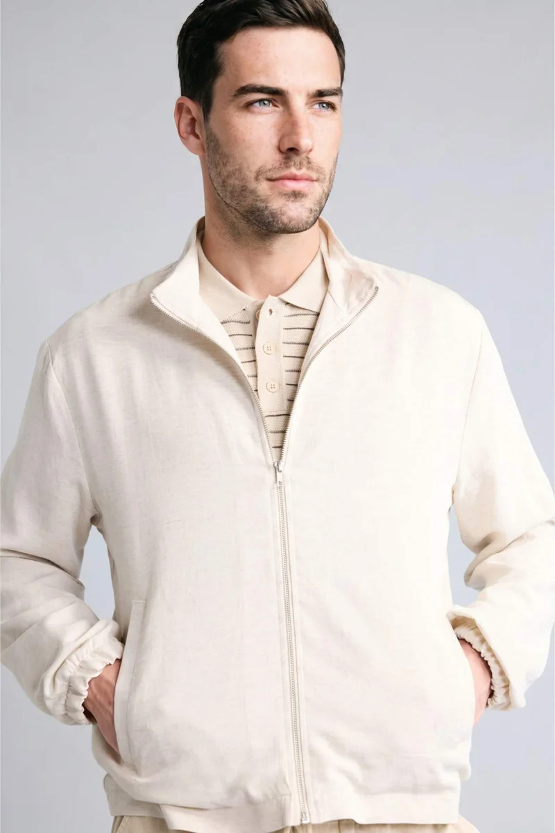 Defacto  Regular Fit Puffer Jacket for Men | Best Price UAE