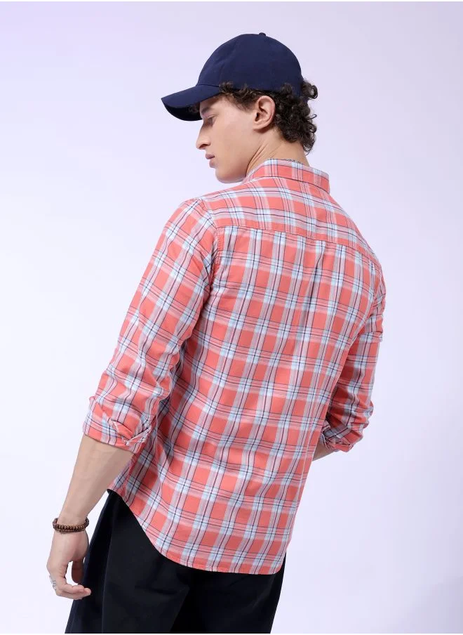 شركة المرآب الهندية Men Slim Fit Checkered Full Sleeves Cutaway Collar Casual Shirt