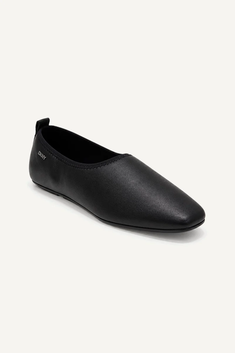 DEANNA WIDE - SLIP ON