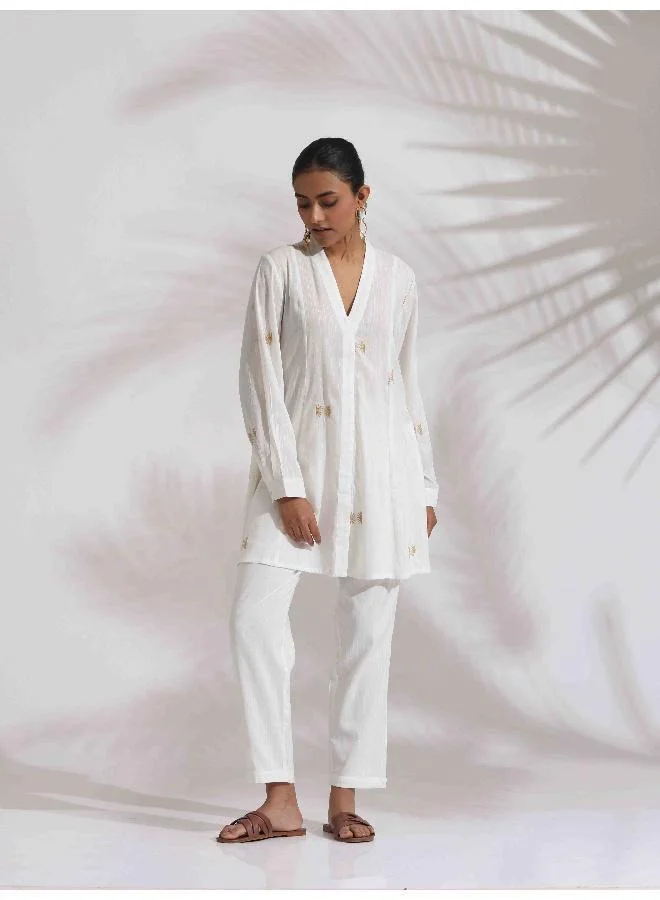 ترو برونز trueBrowns Off-White Cotton Embroidered A-line Co-ord Set