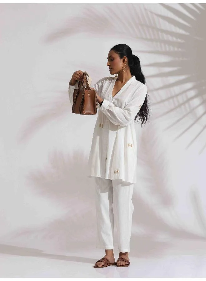 ترو برونز trueBrowns Off-White Cotton Embroidered A-line Co-ord Set