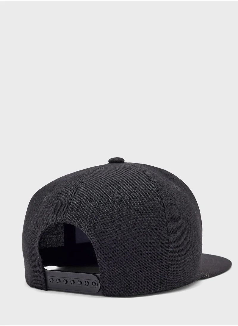 سفنتي فايف Casual Flat Peak Cap