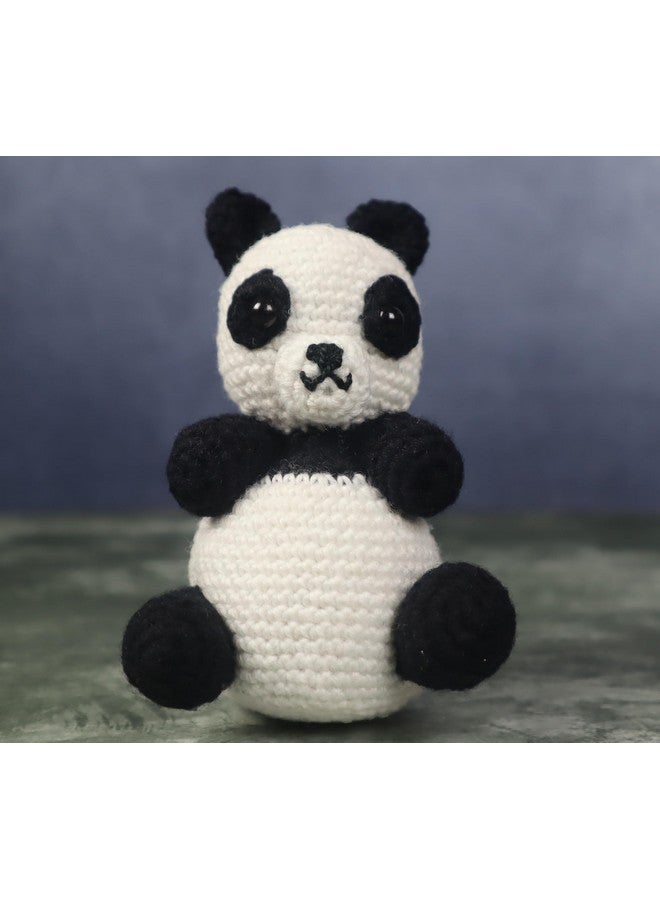 سوترا لعبة دب الباندا سوترا كروشيه | باندا محشو محبوك يدويًا | لعبة باندا أميجورومي لطيفة باللونين الأبيض والأسود محشوة بموضوع رحلات السفاري في الغابة | مقاس 5 × 2.5 بوصة | ألعاب ناعمة للأطفال البنات والأولاد - Image 1