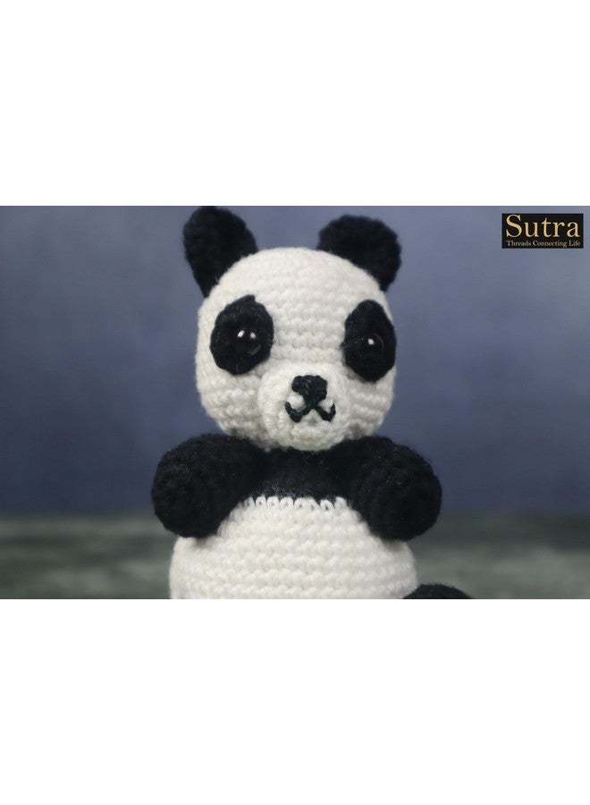 سوترا لعبة دب الباندا سوترا كروشيه | باندا محشو محبوك يدويًا | لعبة باندا أميجورومي لطيفة باللونين الأبيض والأسود محشوة بموضوع رحلات السفاري في الغابة | مقاس 5 × 2.5 بوصة | ألعاب ناعمة للأطفال البنات والأولاد - Image 3