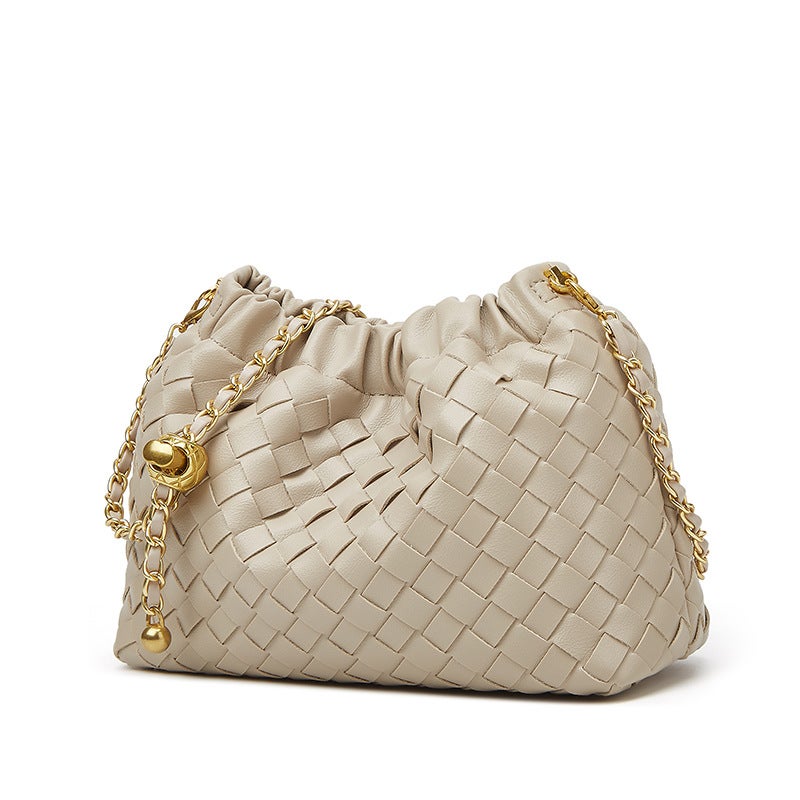 ANNMUU Women's Chain Woven Shoulder Bag - Image 4