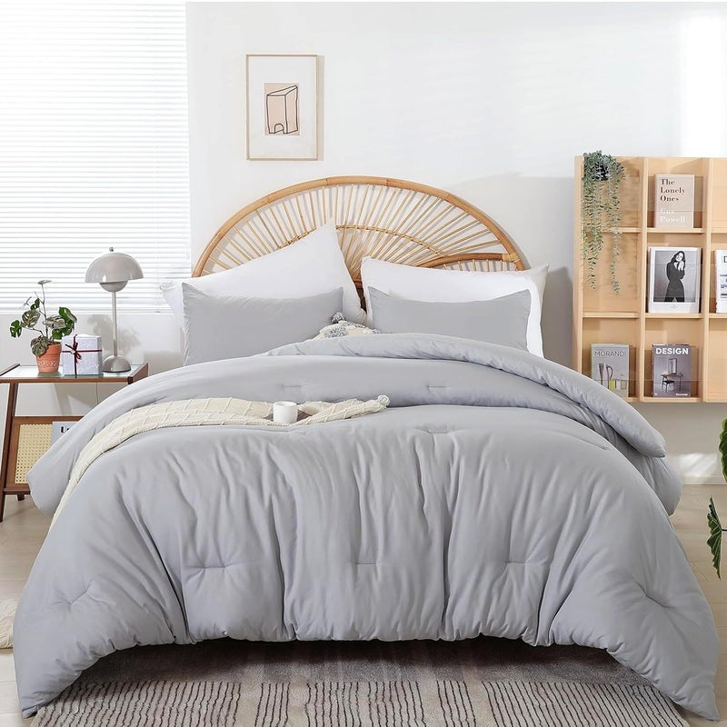 weigelia Full Size Comforter Modern Light Grey 3PCS Microfiber Bed Comforter Sets for All Season Comforter for Men Women and Girls Soft Lightweight Bedding Set - Image 2