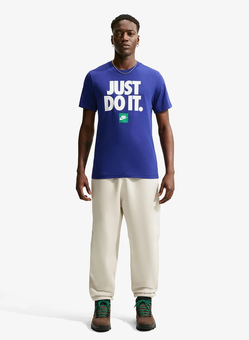 Nike Jdi Graphic T-Shirt